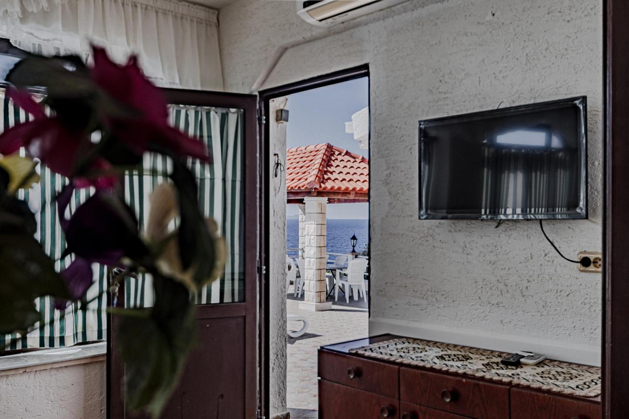 Family Friendly Apartments With A Swimming Pool Zavalatica, Korcula - 183 Bilik gambar