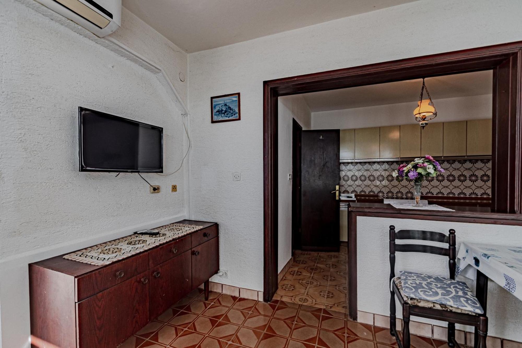 Family Friendly Apartments With A Swimming Pool Zavalatica, Korcula - 183 Bilik gambar