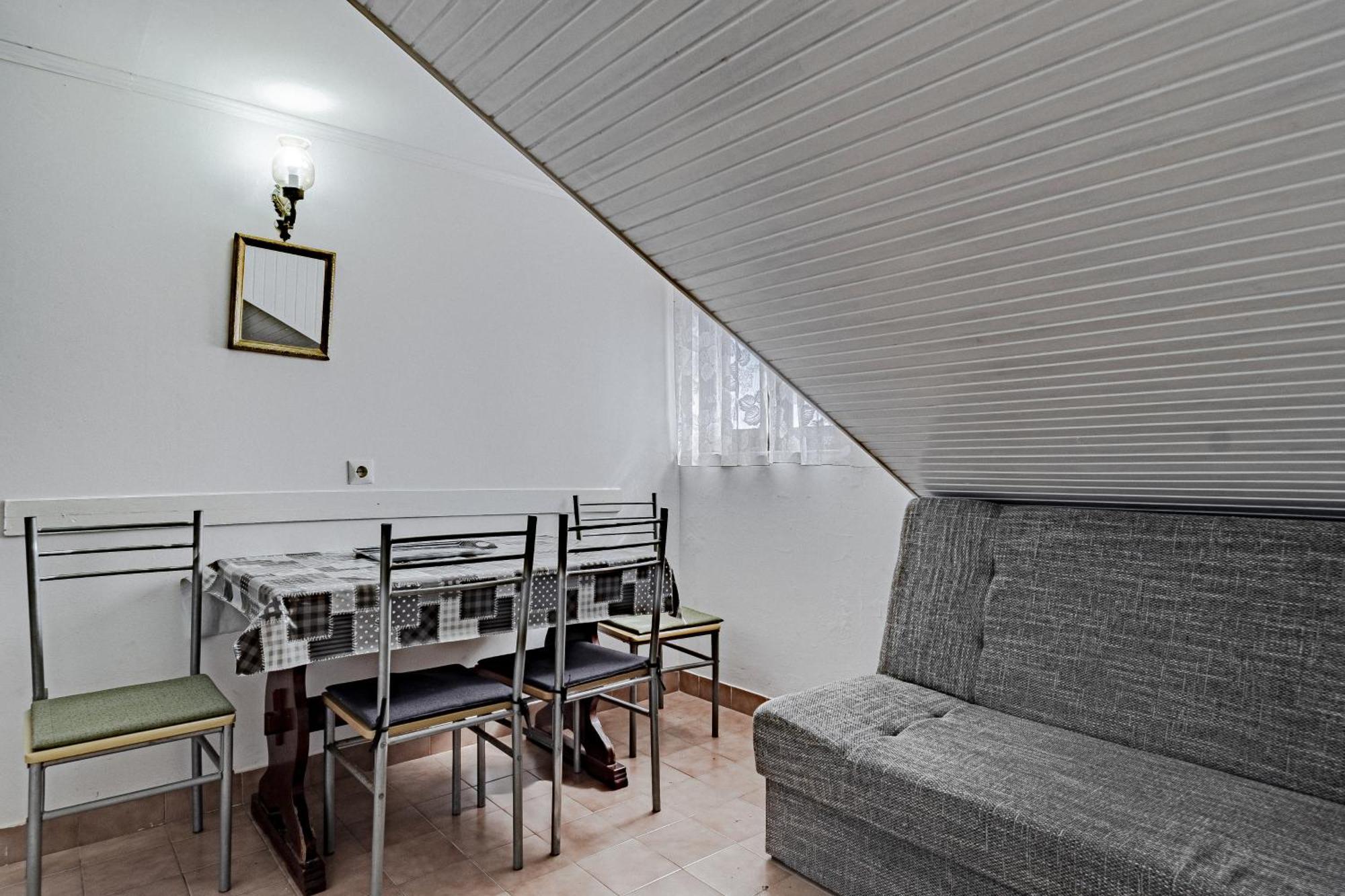 Family Friendly Apartments With A Swimming Pool Zavalatica, Korcula - 183 Bilik gambar