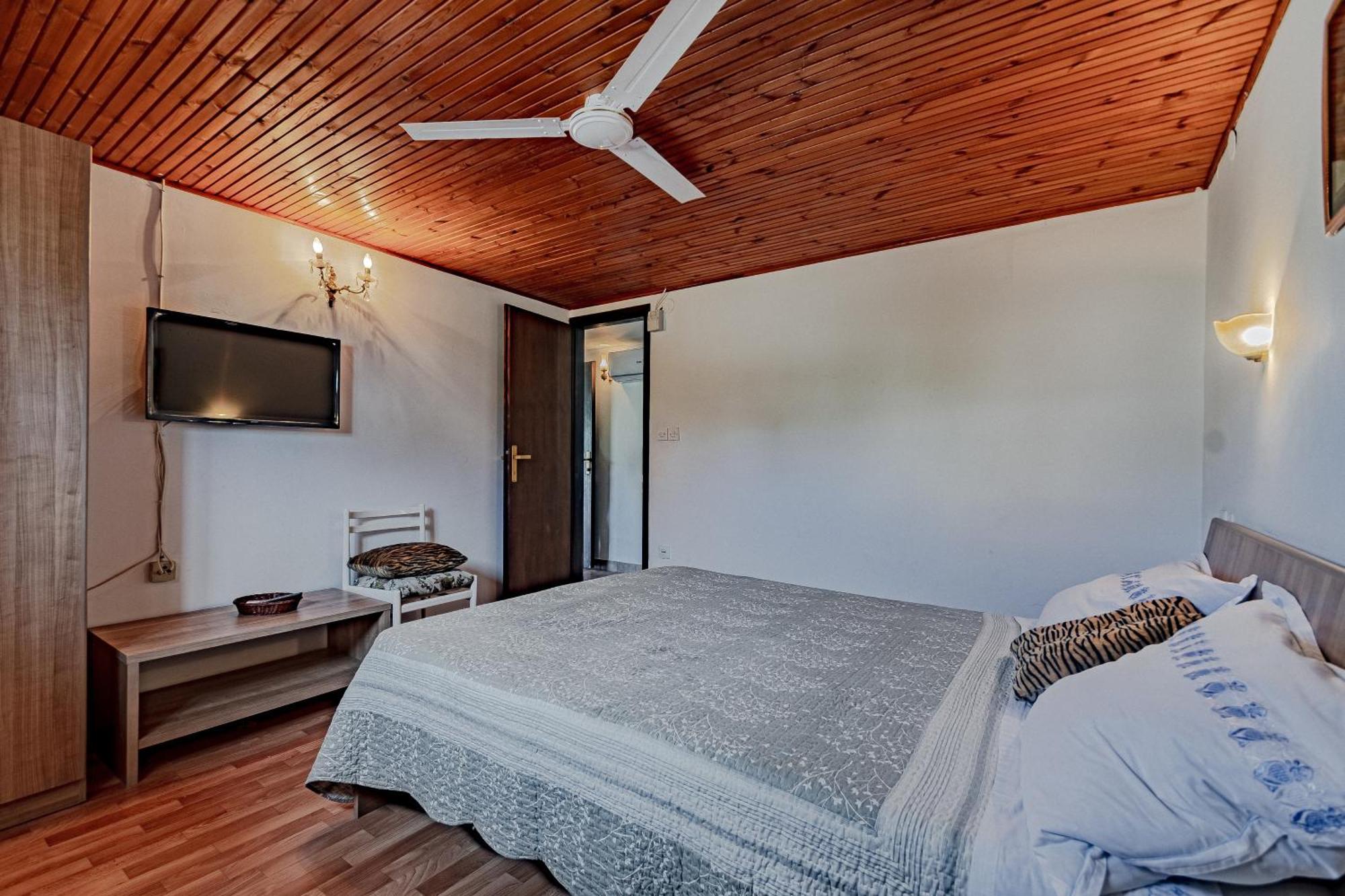 Family Friendly Apartments With A Swimming Pool Zavalatica, Korcula - 183 Bilik gambar
